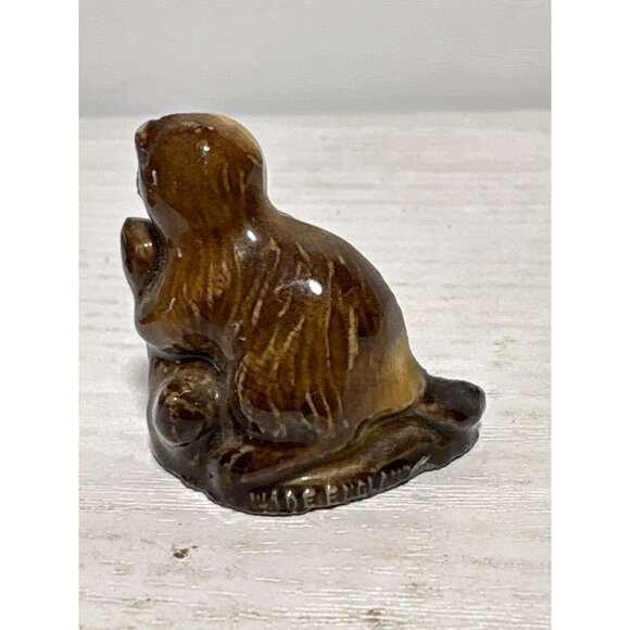 Vintage Wade Whimsies England Squirrel & Beaver Porcelain Figurines Red Rose Tea - Picture 5 of 7